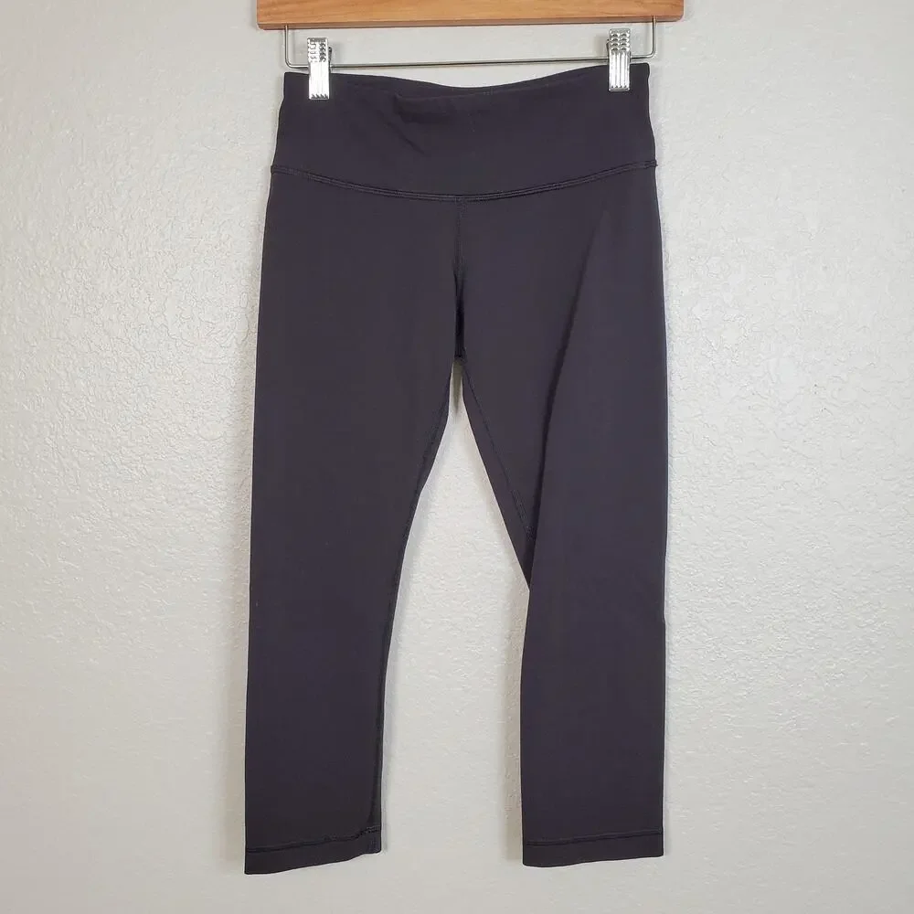 Lululemon Crop Leggings Womens Size 4 Black Mid Rise‎ Yoga Run Workout Gym 21"